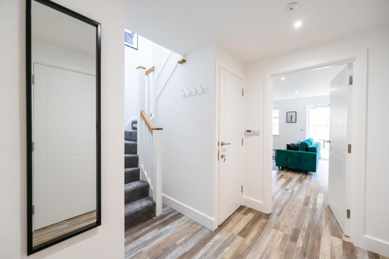 Hosta Group - Prestige 1 Bed Apartment - The Olive Cambridge  Eksteriør billede