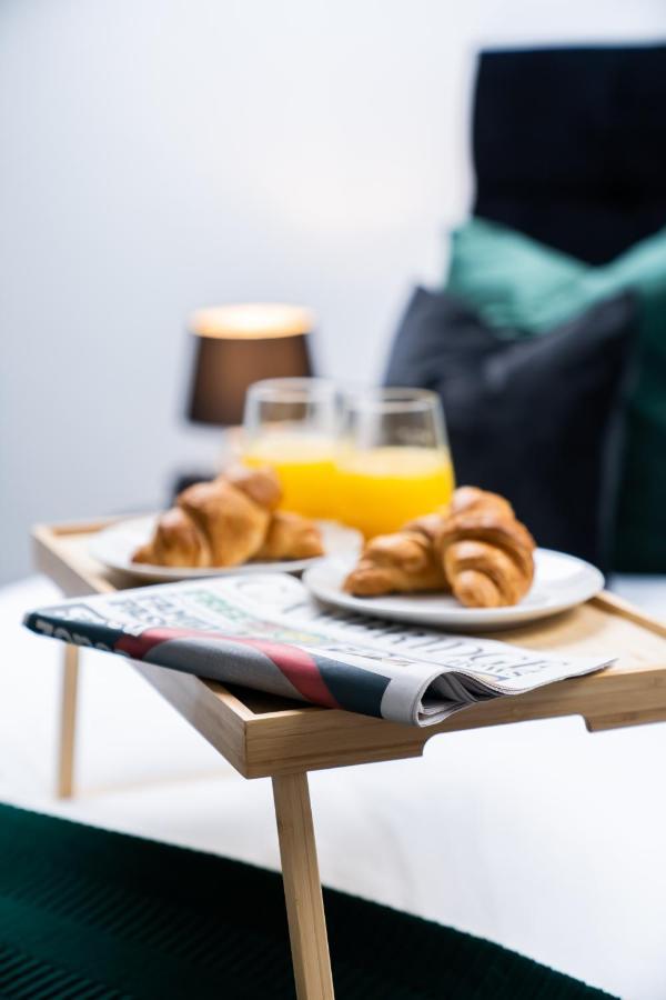 Hosta Group - Prestige 1 Bed Apartment - The Olive Cambridge  Eksteriør billede