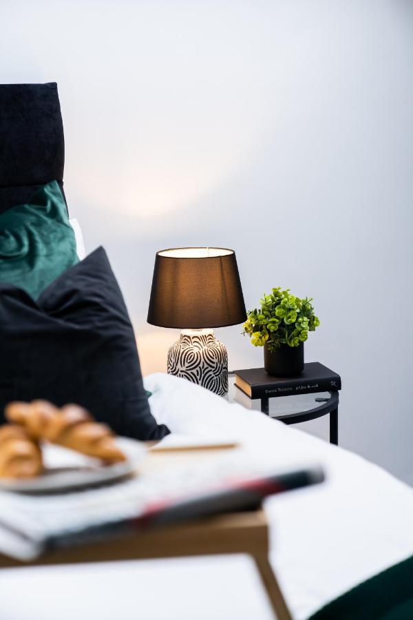 Hosta Group - Prestige 1 Bed Apartment - The Olive Cambridge  Eksteriør billede